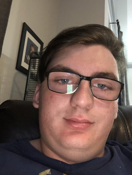 thomas model naked pics