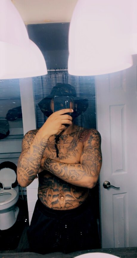 PussyBandit adult model img