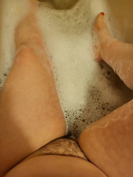 LadyC69 nude pornstar img