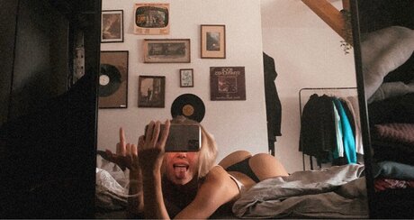 hot naked onlyfans beautiful naked gallery