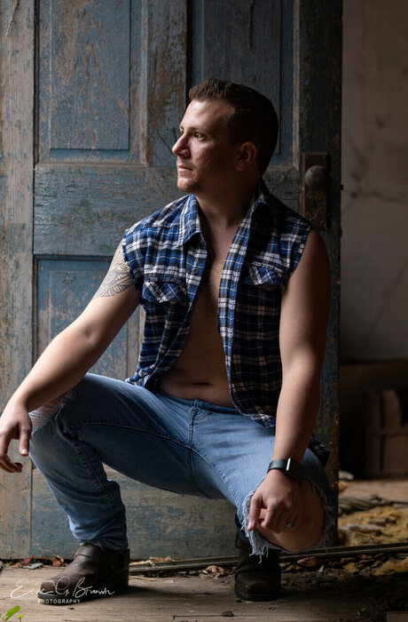 Tatted star nude image