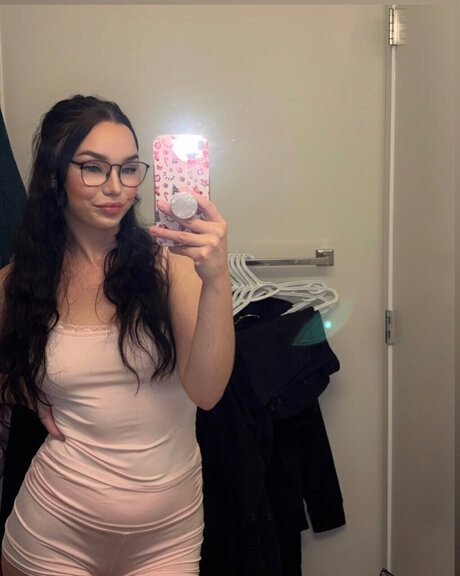 Amyyyrs beautiful actress photo