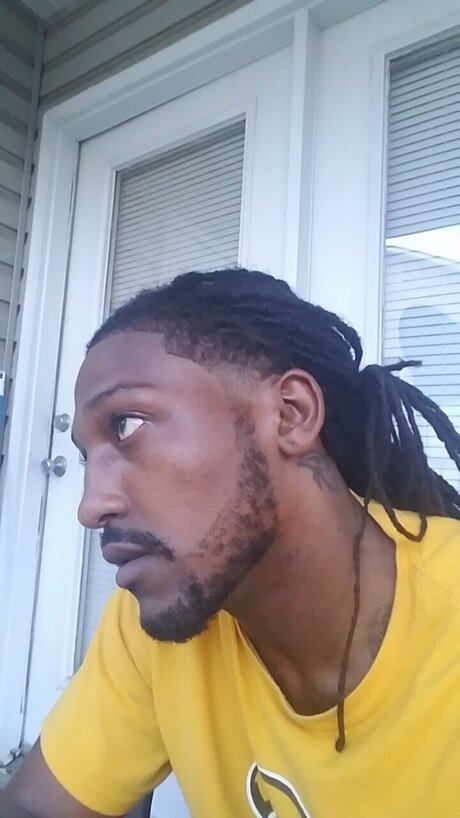 T Wat model pretty images