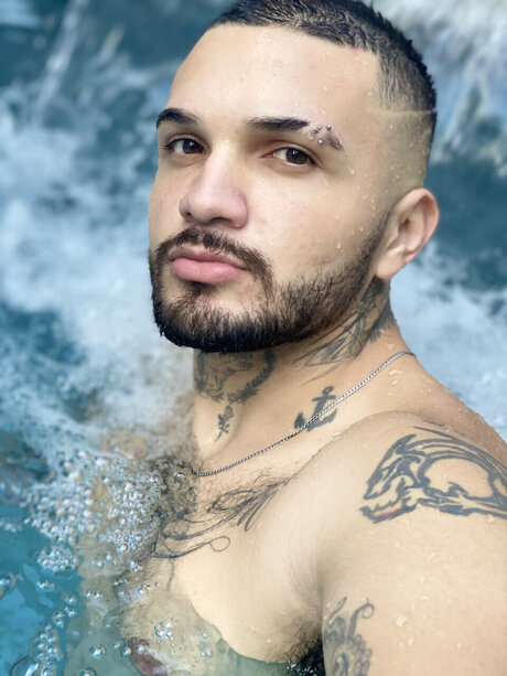 Guilherme Carvalho star naked archive