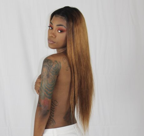 Issabella McCarty best actress photos