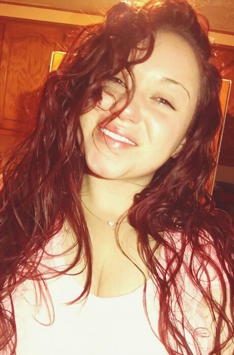 Sweeetiieee star porn photo