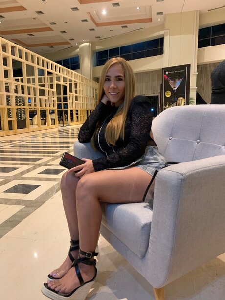 Antonella_ model pornographic photos