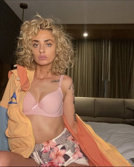 Pebbles hot actress img