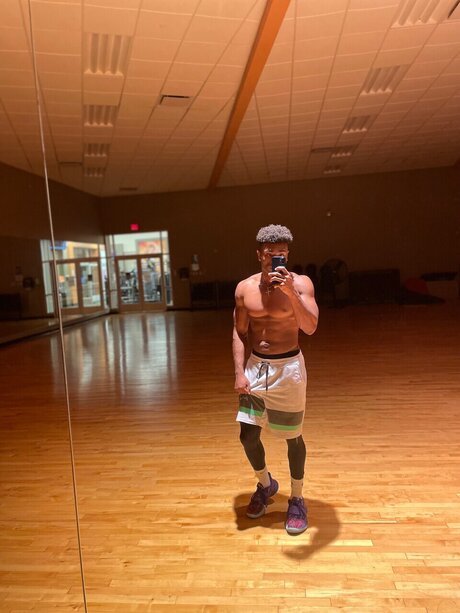 jarel youree model nice picture