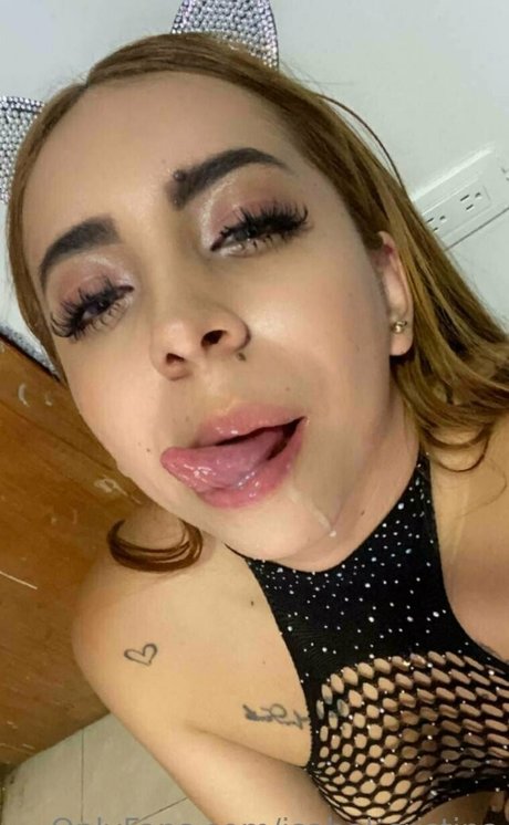 wendy love nudes model img