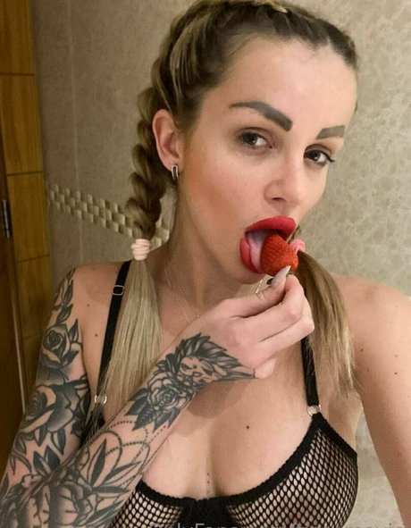 wow sexyti pornographic actress image