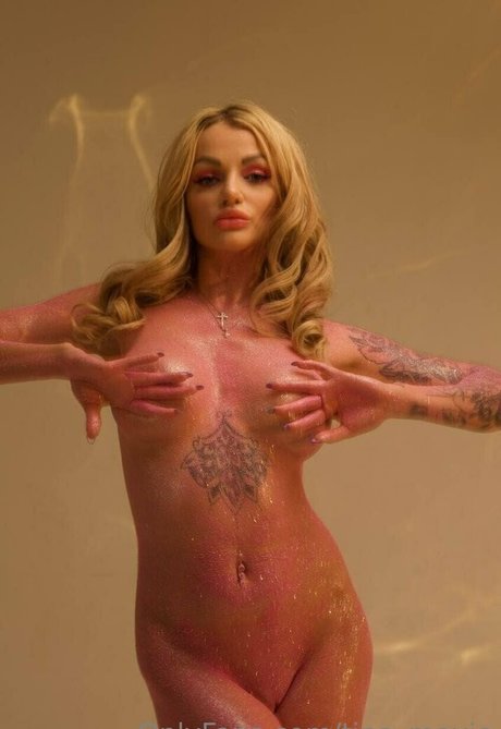 wow sexyti nice actress pics