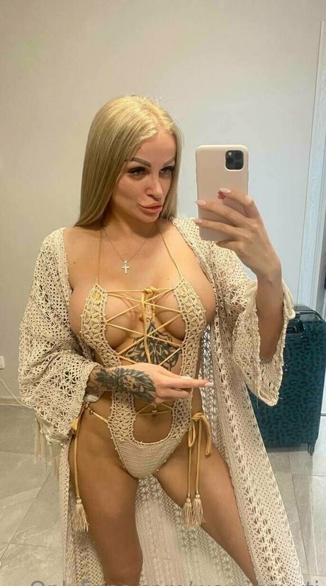 wow sexyti pornstar nudes images