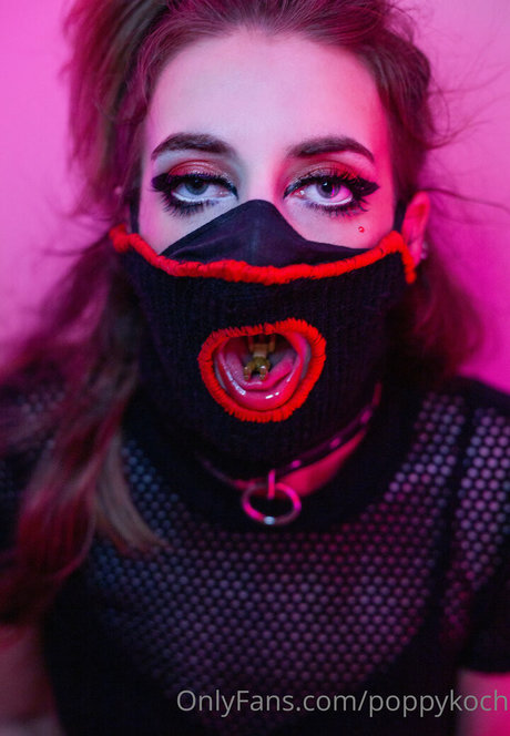 poppykoch model nudes photos