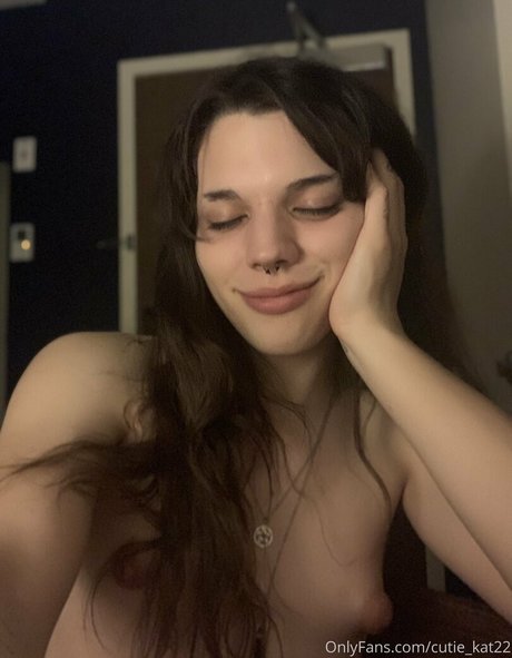 cutiekatw nudes pornstar picture