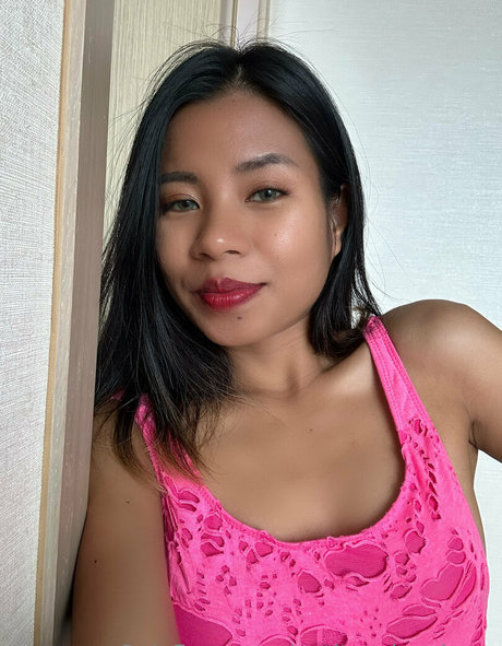 petiteasianchaya free pornstar img