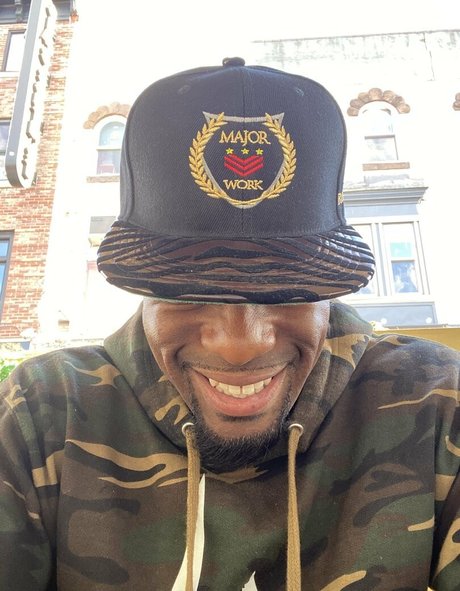 blowjob brunette onlyfans adult photo