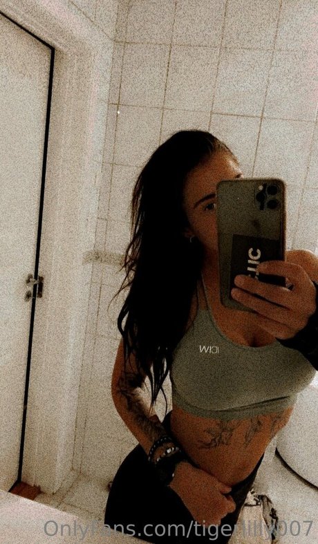 tigerlilly007 perfect pornstar picture