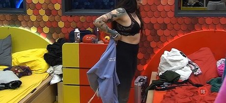 Valo Vilag high quality pornstar img