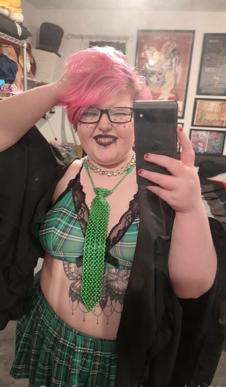 emopink69 model xxx picture