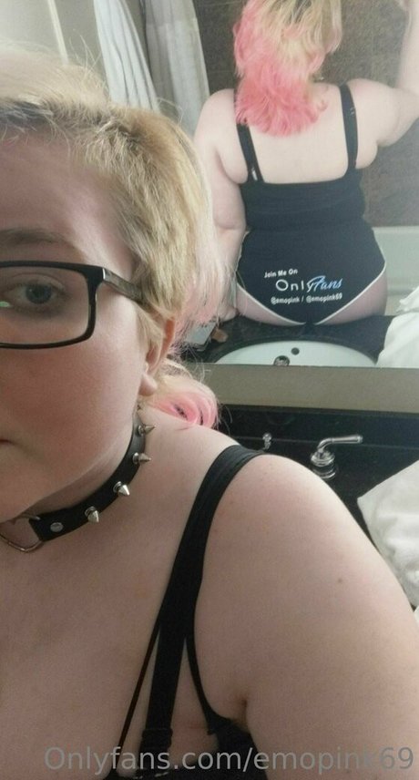 leather leggings onlyfans nudes image