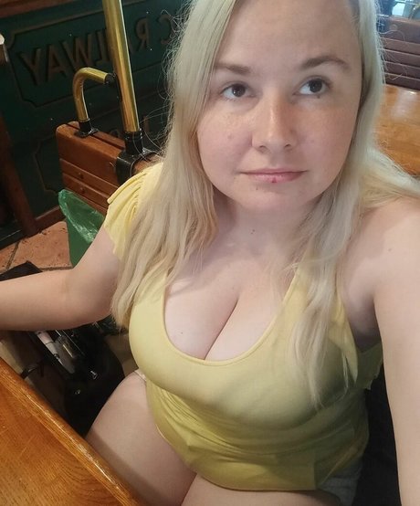 Dejana Savi model porn pictures