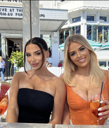 Lauren S star naked photos