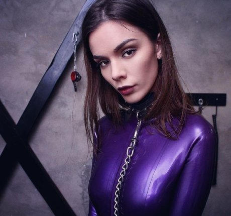 Wrapashouse pornstar exclusive archive