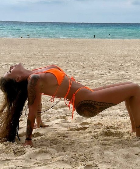 Florencia Pena pretty pornstar pictures