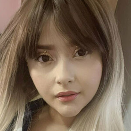 Arianna Gutierrez pretty actress archive