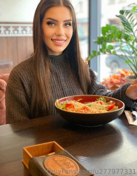 Nicoletta top beautiful star gallery