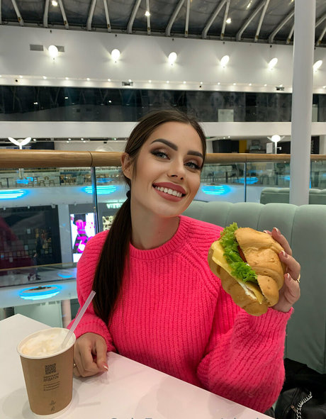 Nicoletta top star perfect photos