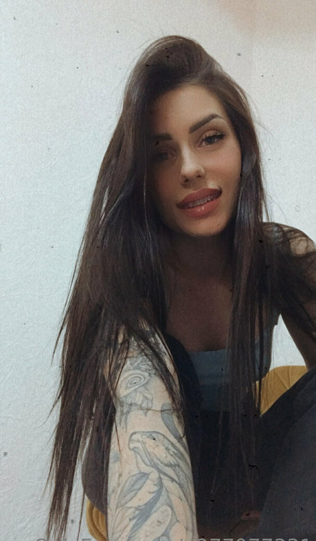 Nicoletta top star porn image