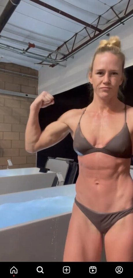 Holly Holm model art photo