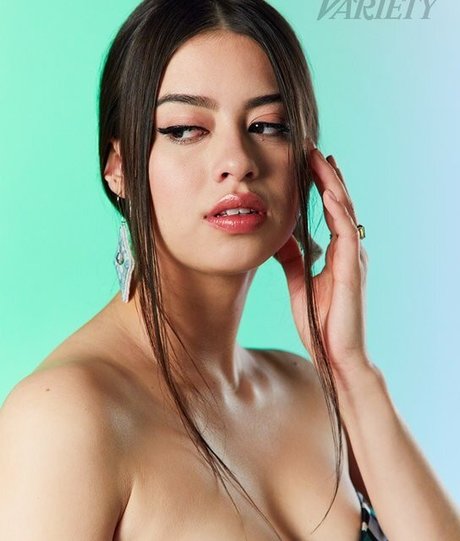 Amber Midthunder model nice gallery