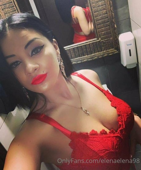 senzuallover98 sexy star pic