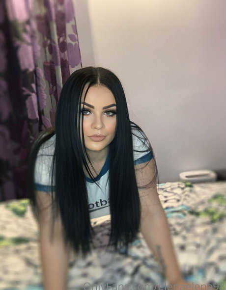 senzuallover98 porn actress img