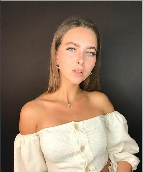 allwene free model pornographic gallery