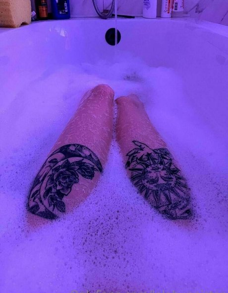 curvy lingerie onlyfans exclusive images