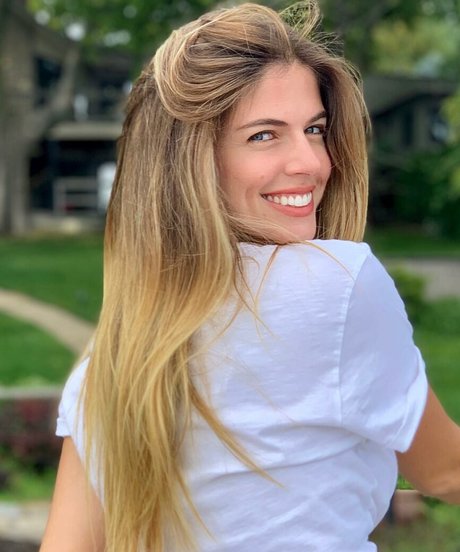 Stephanie Cayo model high quality pictures