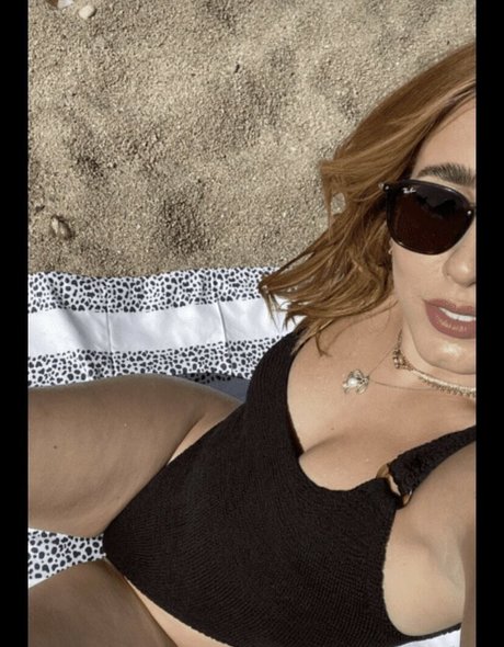 Liv Humby star free photos