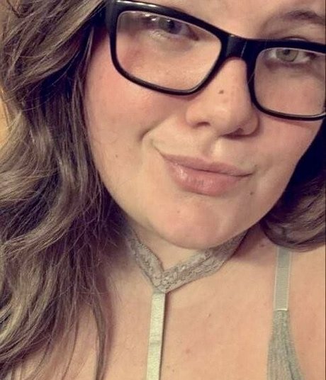 kdepew pornographic model image