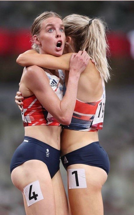 Keely Hodgkinson star pretty pics