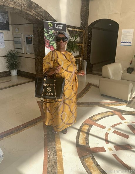 naked onlyfans beautiful img