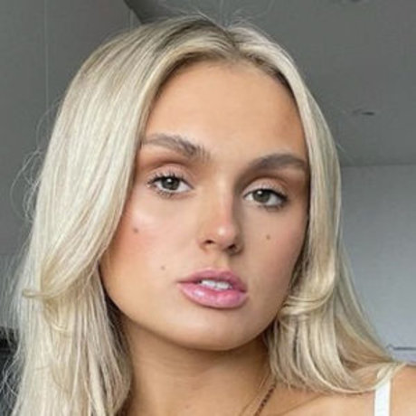 Misha Grimes hot pornstar img