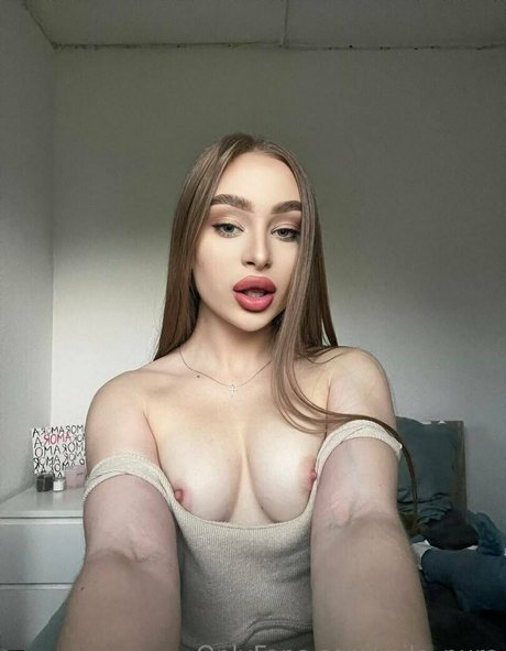 mila pure sexy star picture