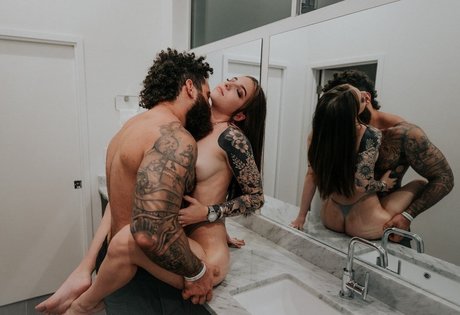 anal gape onlyfans art nude pic