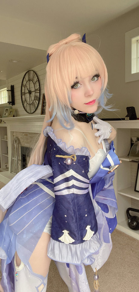 Meikasama erotic model pictures