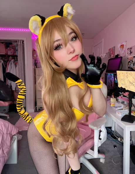 Meikasama pornstar nudes pic