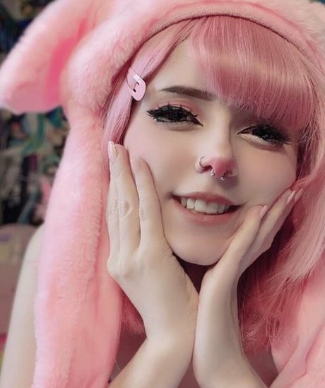 Karro best model image